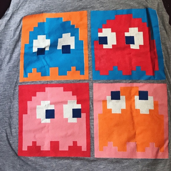PAC- MAN ghosts sleeveless top 👻 - Picture 2 of 5